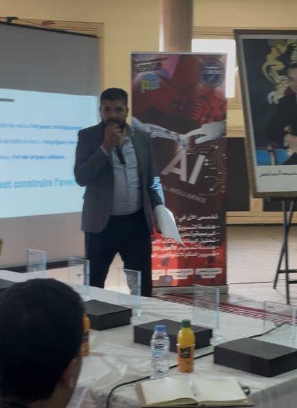 Intervention lors d'une conférence sur l'intelligence artificielle